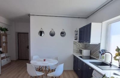 Аренда комфортных 2-комнатных апартаментов площадью 70 м² в районе Мамая, Констанца, Румыния